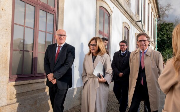 Novo hospital de Barcelos “é para avançar”, garante ministra da Saúde