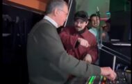 Seguro esteve em bar de Braga a falar com jovens, a pôr música e até tirou finos