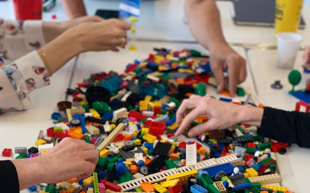 Biblioteca de Valença ensina a ensinar com LEGO