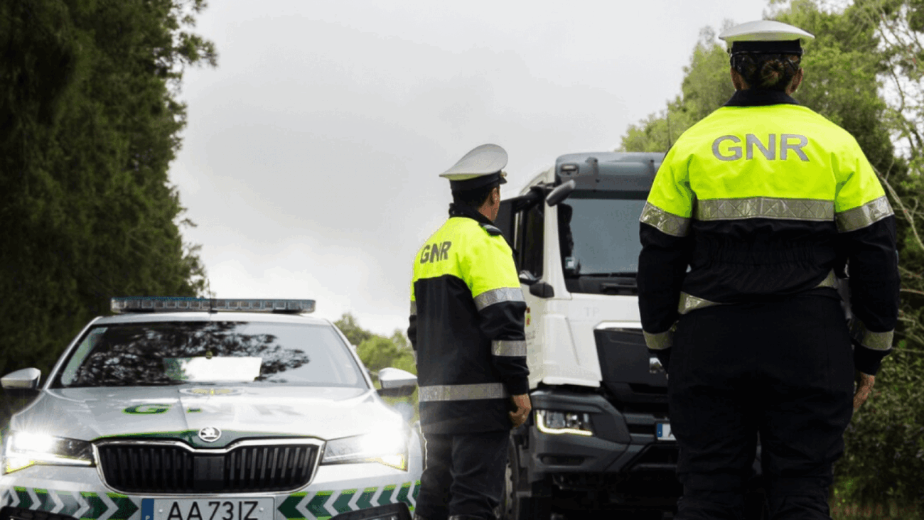 Condutor de camião foge após atropelamento grave em Famalicão (atualização)