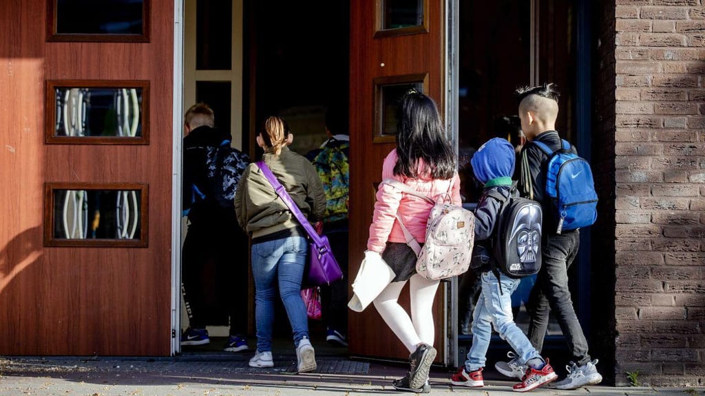 Alunos sem professores aumentaram para mais de 158 mil em janeiro, diz Fenprof