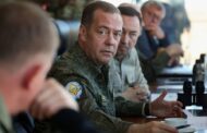 Medvedev ameaça Reino Unido e França com ataques nucleares