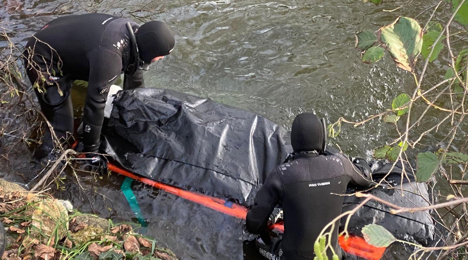 Guimarães. Resgatado corpo de mulher do rio Vizela em Moreira de Cónegos