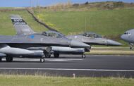 Ataque ao Irão. Rangel admite que EUA podem usar Lajes sem avisar Portugal
