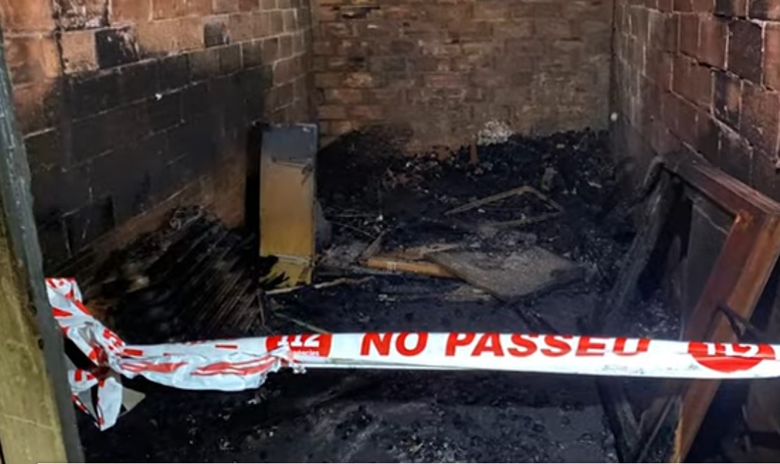 Cinco jovens morrem em incêndio num prédio em Barcelona