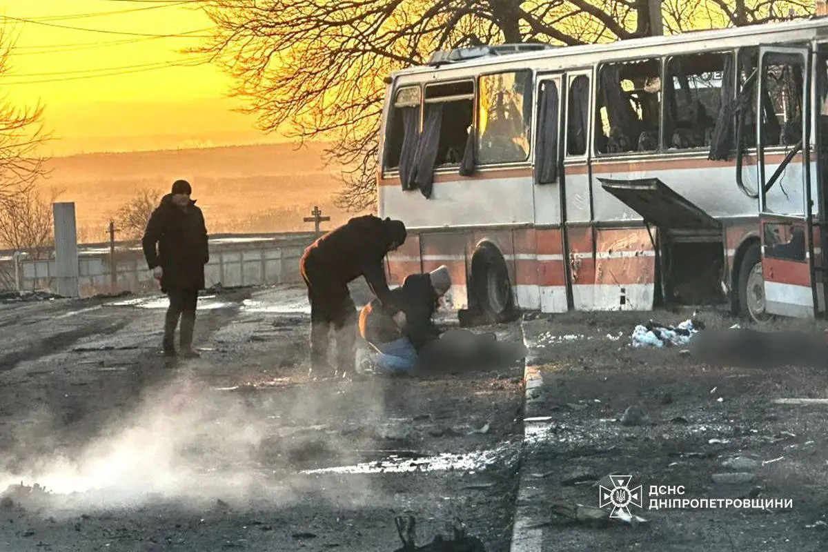Ucrânia. Pelo menos 15 mineiros mortos em ataque russo contra autocarro
