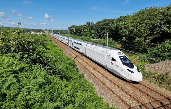 Porto e Galiza exigem passagem do TGV por Braga em 2032