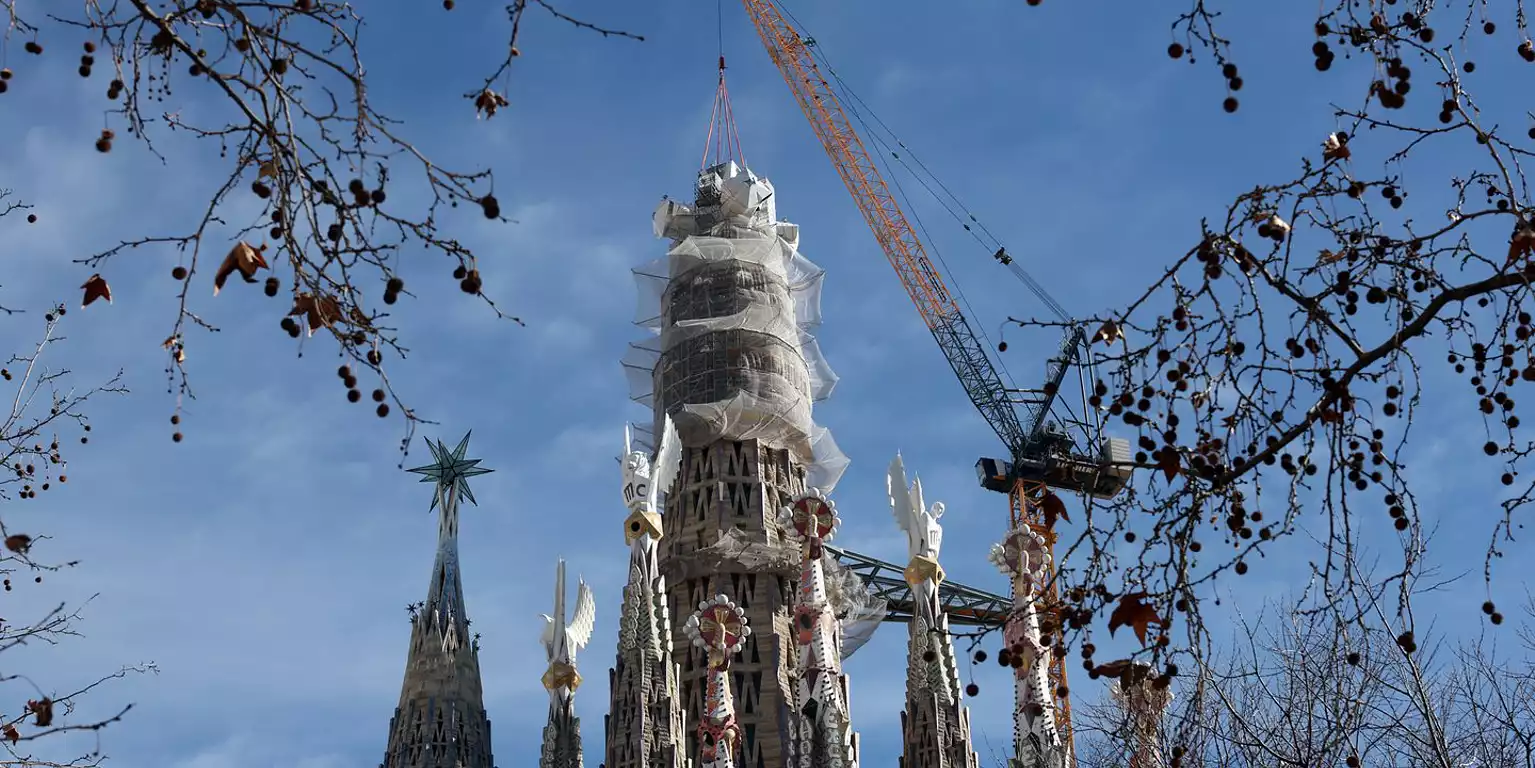 Sagrada Família atinge a sua altura máxima após mais de um século
