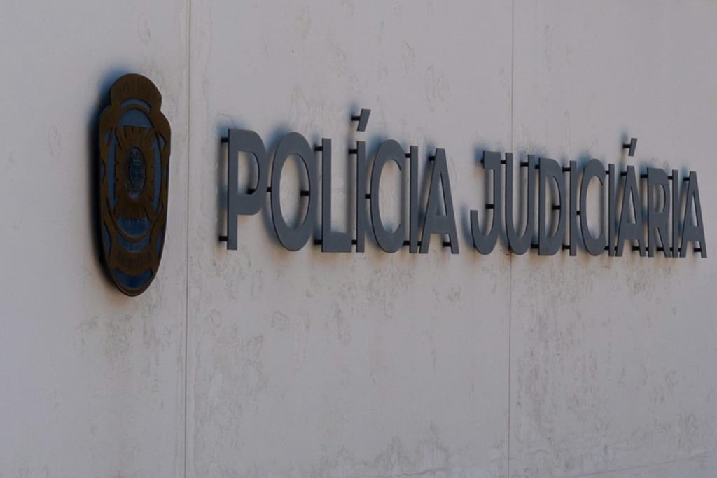 Vizinho abusa de três irmãos menores que ficavam em sua casa para brincar com o filho