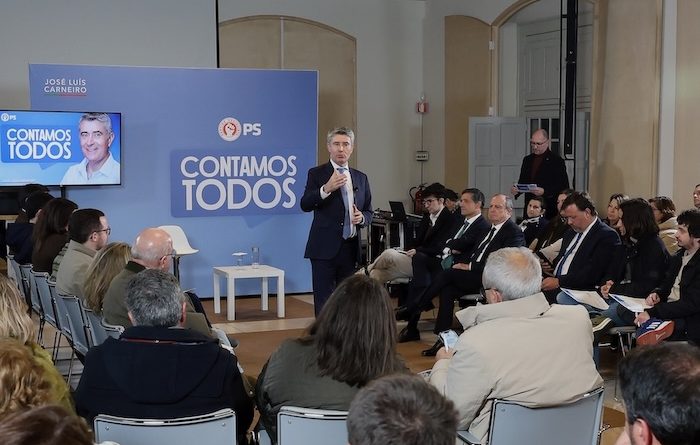 Carneiro diz que Montenegro deve explicações “se não é capaz de promover entendimentos fundamentais”
