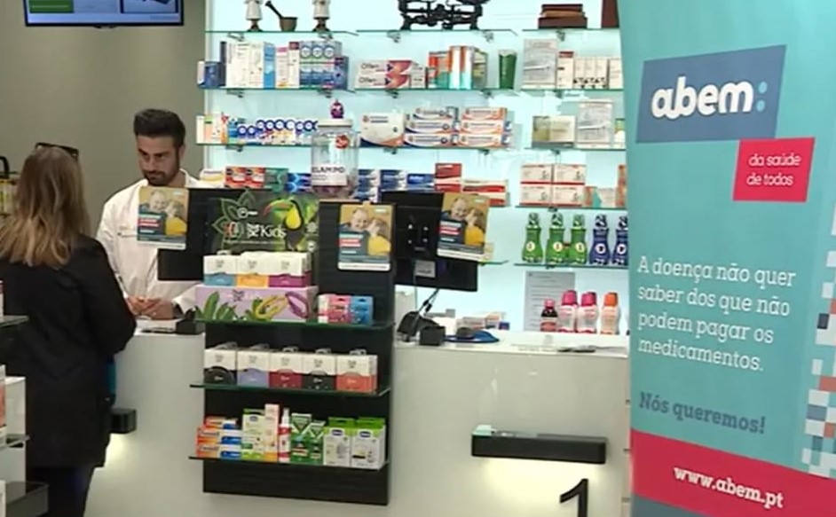 Paredes de Coura apoia mais carenciados na compra de medicamentos