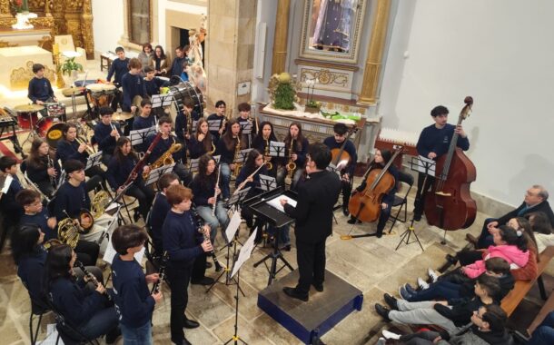 Banda Juvenil de Monção representa Portugal em concurso na Galiza