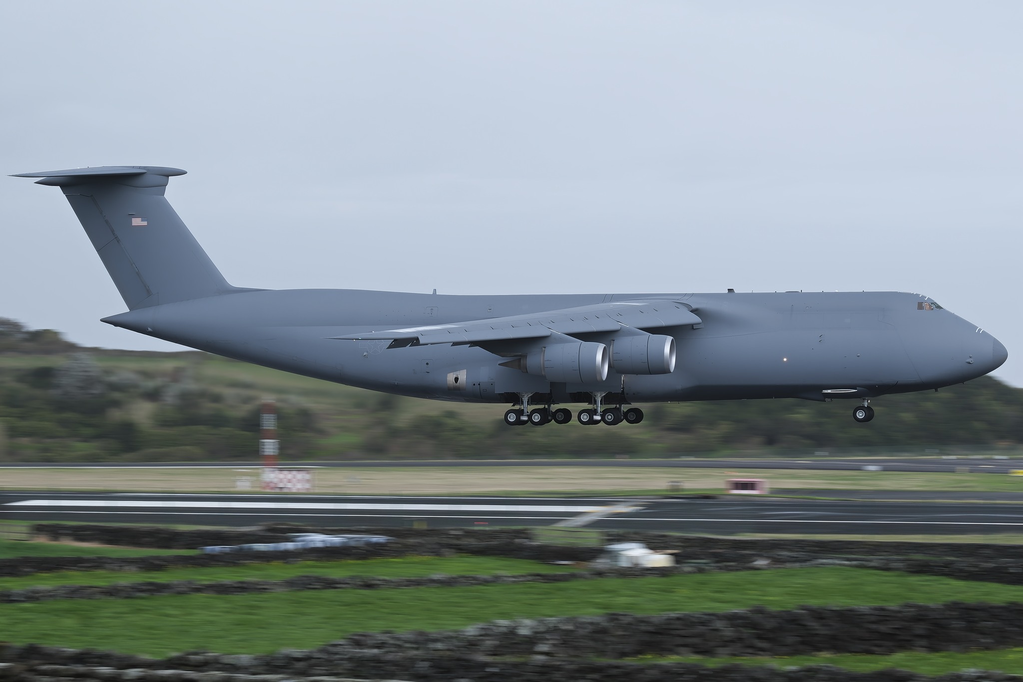 Irão. BE condena uso das Lajes pelos EUA