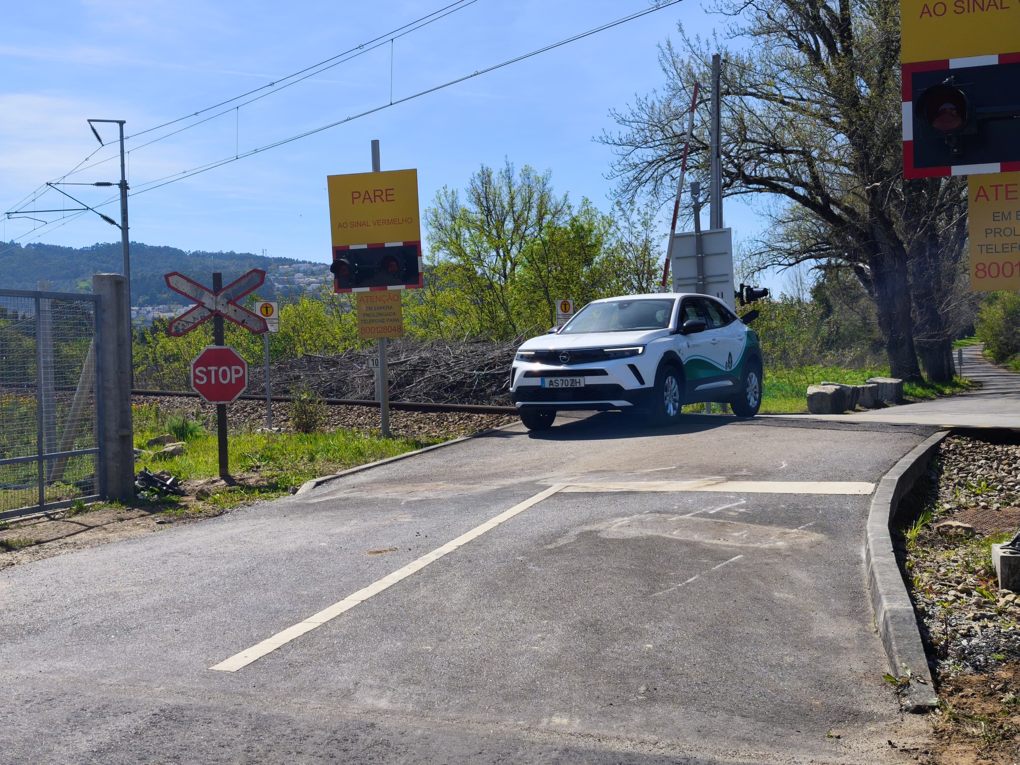 Caminha. Passagem de nível de Coura de Seixas já reabriu