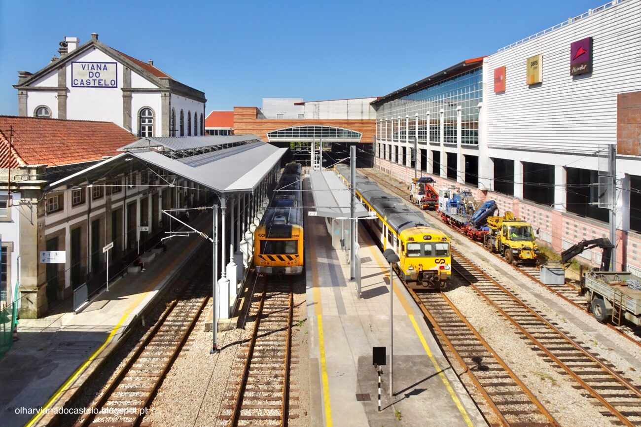 Cais das estações na Linha do Minho aumentados para comboios caberem nas plataformas
