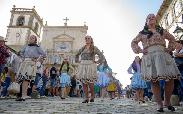 Mais de 200 mordomas integram Mordomia do Senhor dos Passos este sábado em Viana