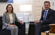 Corina teve “excelente e produtiva conversa” com Montenegro