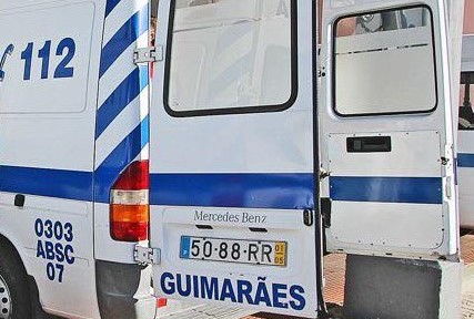 Despiste de autocarro com 22 crianças na em Guimarães sem feridos