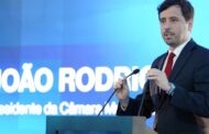 Presidente da Câmara de Braga acusa oposição de “criar ruído” em polémica sobre piscinas municipais
