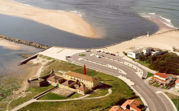 O secretário de Estado do Ambiente anuncia projeto de requalificação da barra de Esposende a “curto prazo”