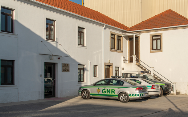 Homem de 88 anos assaltado e agredido dentro de casa em Monção