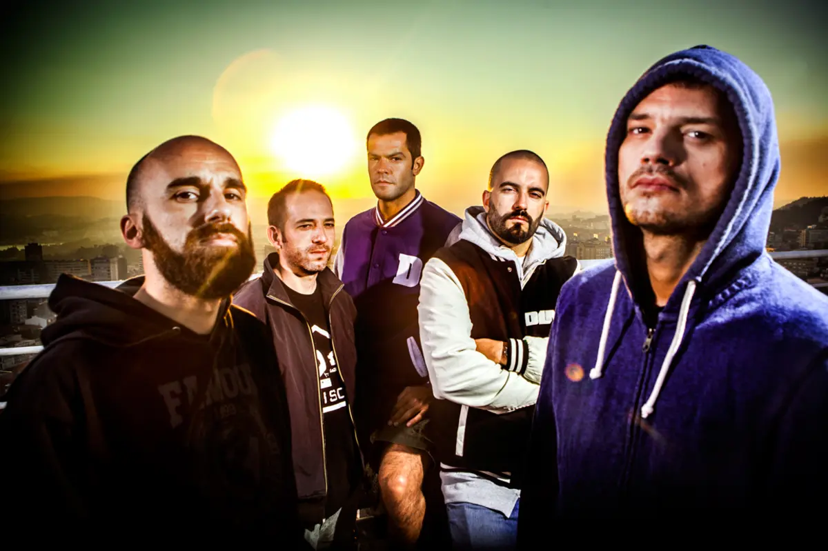 Rap dos Dealema na abertura dos concertos do Enterro da Gata no Forum Braga