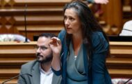 Esquerda critica trabalho social obrigatório. “Se há trabalho, contratem”