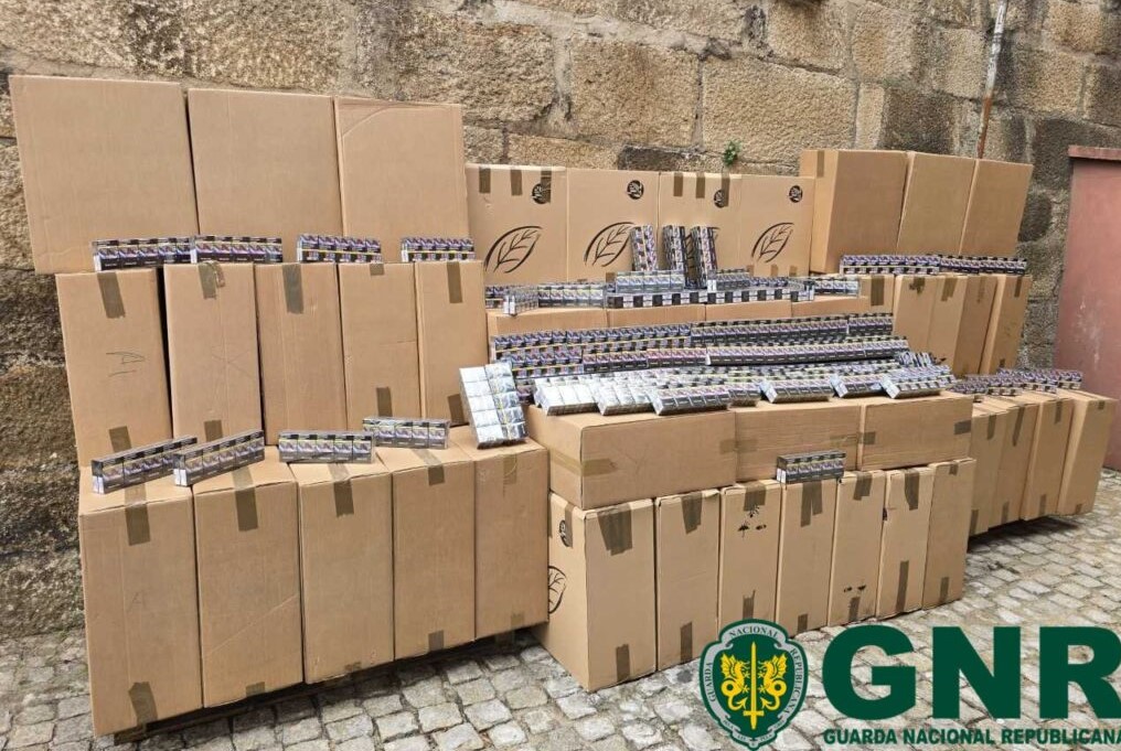 GNR apreende mais de dois milhões de cigarros em Guimarães em Guimarães