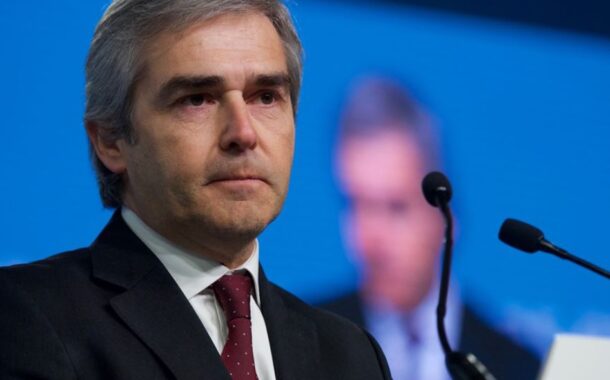 Nuno Melo reeleito líder do CDS