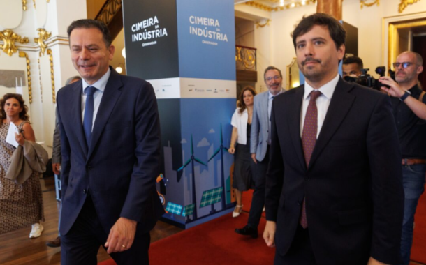 Luís Montenegro aponta Portugal como referência de estabilidade e investimento na Cimeira da Indústria em Braga