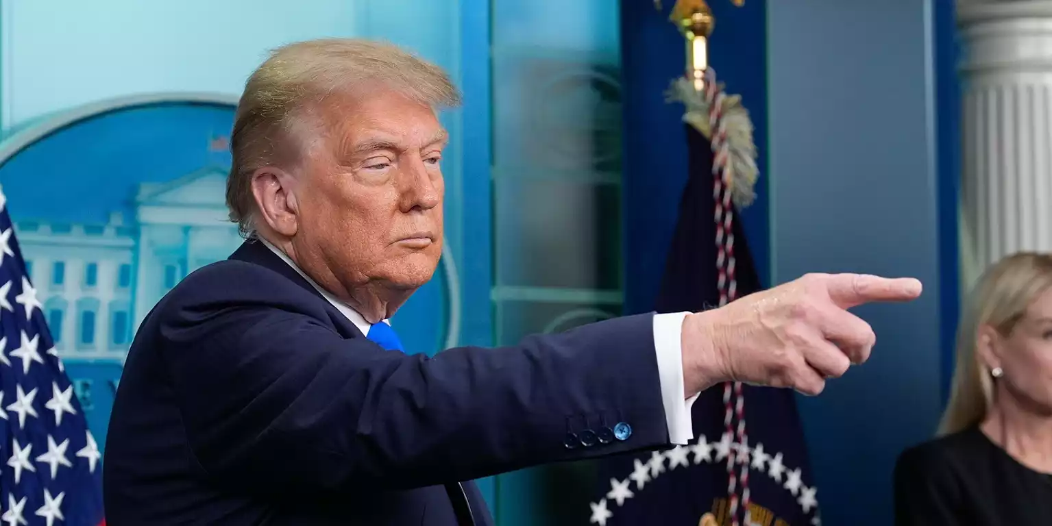 Trump regista níveis históricos de impopularidade