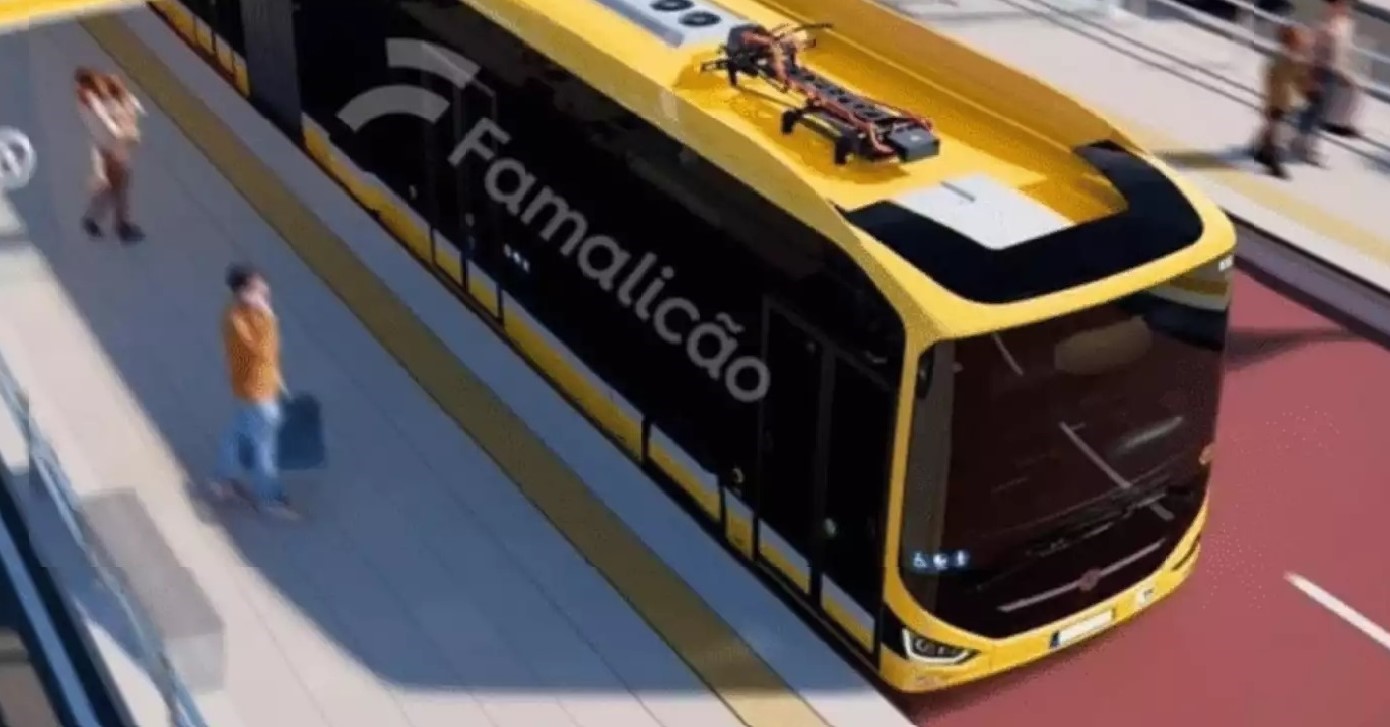 Mário Passos leva ligação Famalicão – Guimarães por metrobus ao Governo
