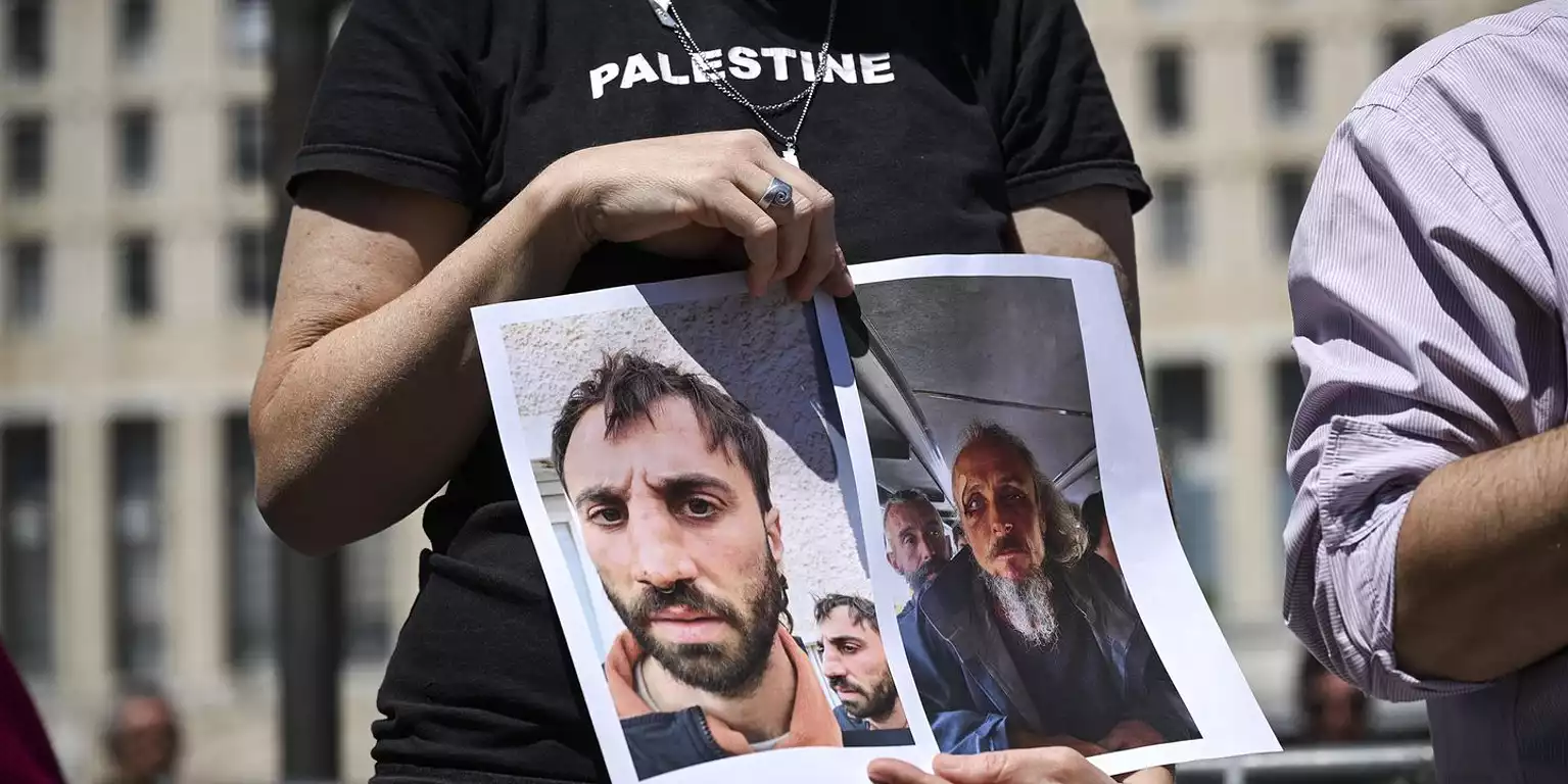 Ativista brasileiro Thiago Ávila diz ter sido torturado por Israel