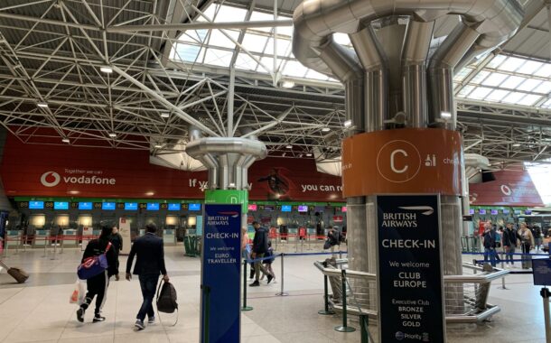 Aeroportos com reforço de 360 polícias para reduzir tempos de espera