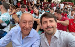 Marcelo vê jogo de Portugal no centro de Braga