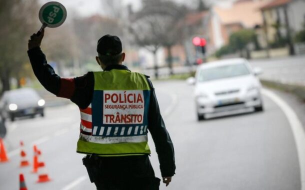 Apanhado em Viana com carta de condução estrangeira falsa