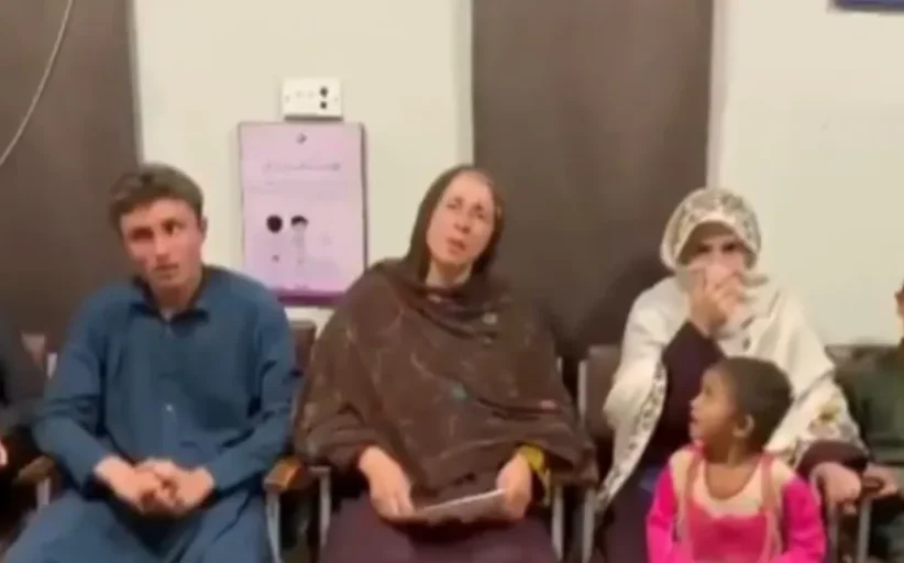 Francesa aprisionada durante 12 anos por marido no Paquistão