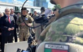 Nuno Melo na cerimónia militar dos 74 anos da Força Aérea em Viana