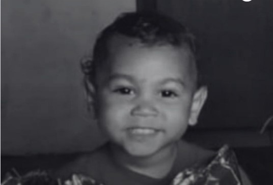 Morre bebé de 3 anos espancado pelo pai por não ter dito “bom dia” no Brasil