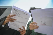 Escolas recebem provas até às 19h30, mas há exames sem nota (em atualização)