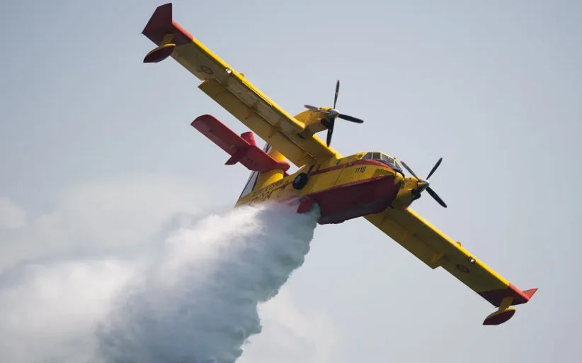 Portugal pede quatro aviões Canadair e uma equipa da Unidade Militar de Emergências para enfrentar “barril de pólvora”
