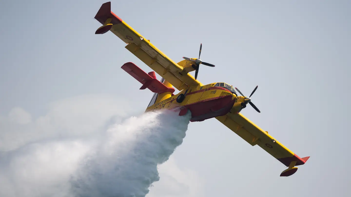 Portugal pede quatro aviões Canadair e uma equipa da Unidade Militar de Emergências para enfrentar “barril de pólvora”