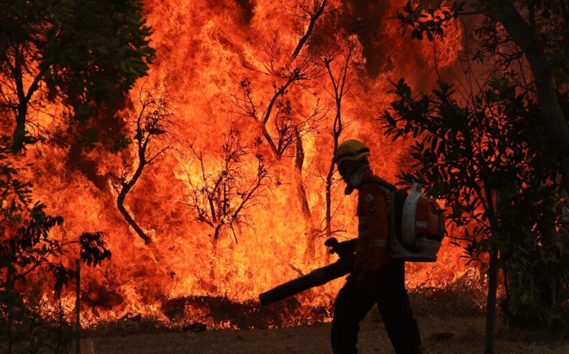 Europa enfrenta incêndios, tempestades e calor extremo sem tréguas