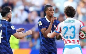 Ao contrário do que aconteceu com Estados Unidos, FIFA rejeita recurso da França e mantém cartão amarelo a Michael Olise