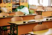 Caminha. Pais procuram três crianças para evitar fecho da escola de Vilar de Mouros